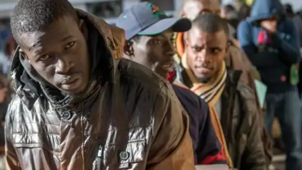 Algeria defends its treatment of Mali migrants